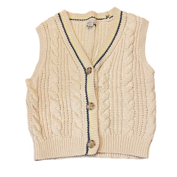 American Eagle Cream Cable Knit Button-front V-neck Preppy Vest size Small - Picture 1 of 6